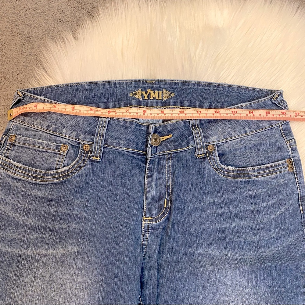 Medium wash flare jeans - Picture 7 of 10